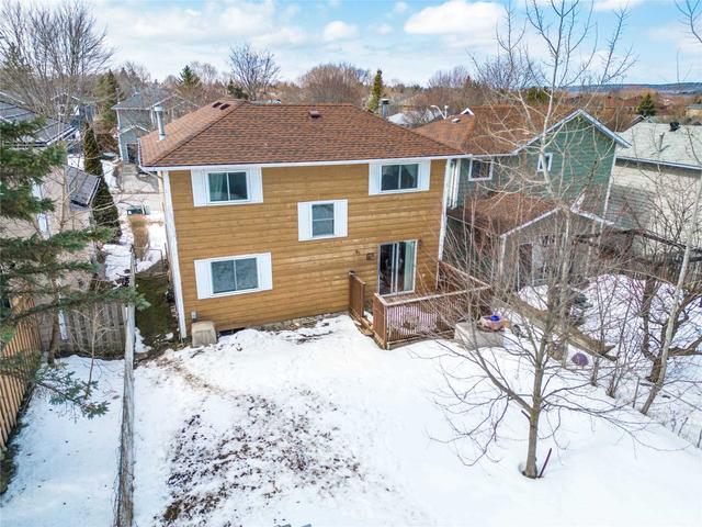 23 Elizabeth St, House detached with 3 bedrooms, 3 bathrooms and 3 parking in Barrie ON | Image 24