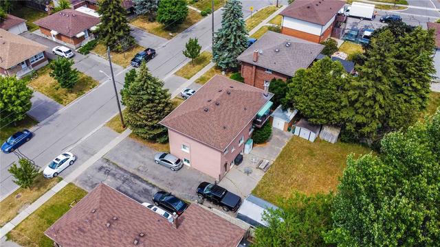 639 Cartier Ave, House detached with 6 bedrooms, 3 bathrooms and 10 parking in Oshawa ON | Image 21