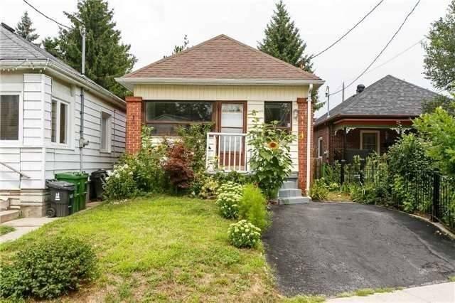 36 Buttonwood Ave, House detached with 3 bedrooms, 2 bathrooms and 1 parking in Toronto ON | Image 1