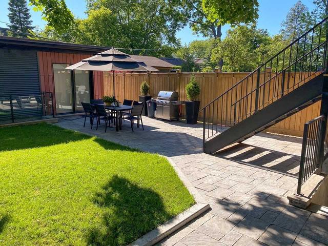 upper - 232 Wychwood Ave, House detached with 2 bedrooms, 2 bathrooms and 2 parking in Toronto ON | Image 8