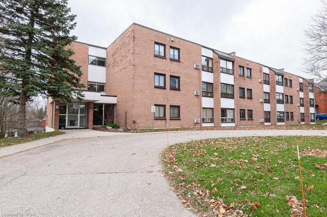 301 - 97 Huron Street, House attached with 2 bedrooms, 1 bathrooms and 1 parking in Stratford ON | Image 1