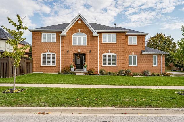 335 Austinpaul Dr, House detached with 4 bedrooms, 4 bathrooms and 6 parking in Newmarket ON | Image 12