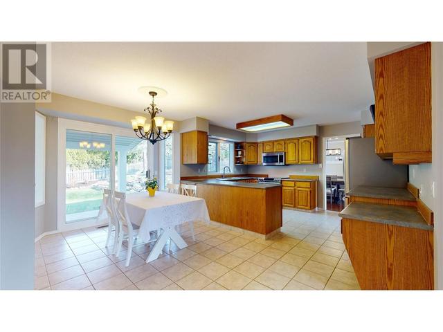 991 Cascade Place, House detached with 6 bedrooms, 3 bathrooms and 4 parking in Kelowna BC | Image 26