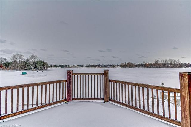 7524 Riverside Drive, House detached with 3 bedrooms, 2 bathrooms and 11 parking in Lambton Shores ON | Image 29