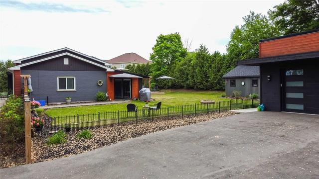 814 Watts Pond Rd, House detached with 3 bedrooms, 4 bathrooms and 22 parking in Brant ON | Image 14