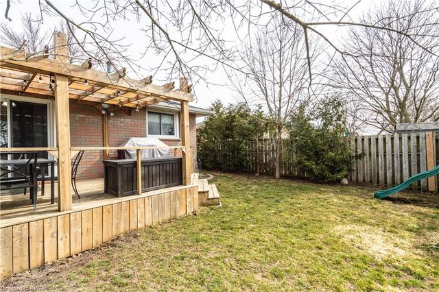 80 Mountford Drive, House detached with 3 bedrooms, 2 bathrooms and null parking in Guelph ON | Image 39