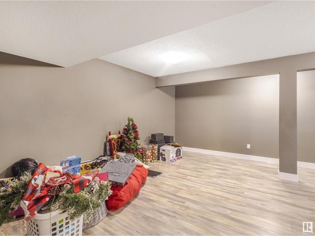 13031 132 Av Nw, House attached with 3 bedrooms, 3 bathrooms and 4 parking in Edmonton AB | Image 35