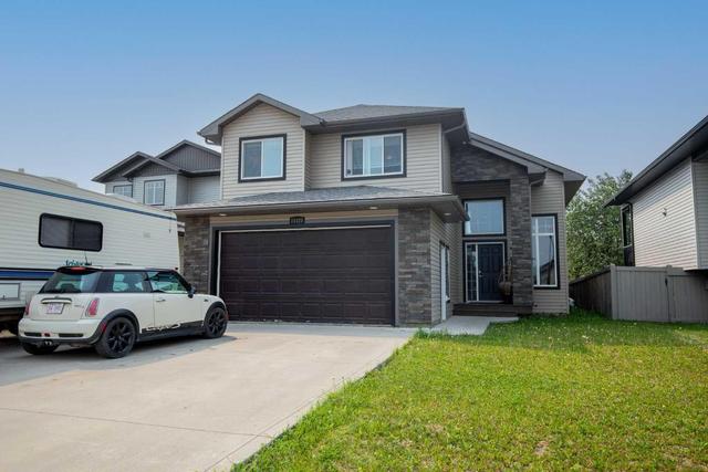 11525 71 Avenue, House detached with 4 bedrooms, 3 bathrooms and 4 parking in Grande Prairie AB | Image 1