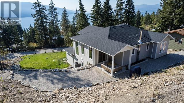 10290 Columbia Way, House detached with 4 bedrooms, 2 bathrooms and 6 parking in Central Okanagan West BC | Image 5