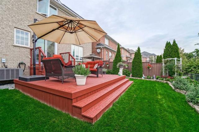 34 Brambirch Cres, House detached with 3 bedrooms, 3 bathrooms and 4 parking in Brampton ON | Image 26
