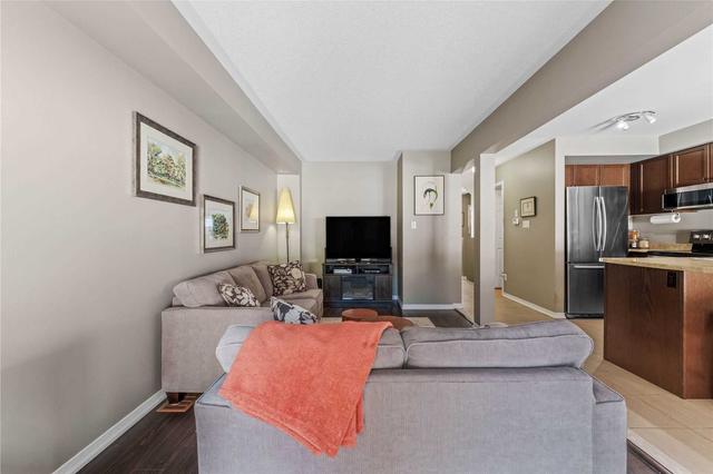 24 Peartree Crt, House attached with 3 bedrooms, 3 bathrooms and 2 parking in Barrie ON | Image 9