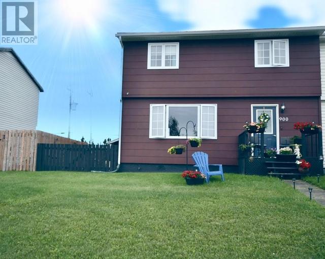 900 Tamarack Drive, House detached with 3 bedrooms, 1 bathrooms and null parking in Labrador City NL | Image 1