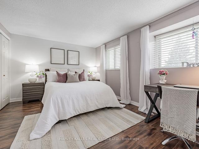 241 - 55 Collinsgrove Rd, Townhouse with 3 bedrooms, 2 bathrooms and 2 parking in Toronto ON | Image 11