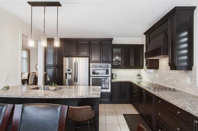 98 Pullman Rd, House detached with 4 bedrooms, 5 bathrooms and 6 parking in Vaughan ON | Image 5