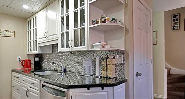 52 Carleton Pl, Townhouse with 3 bedrooms, 2 bathrooms and 2 parking in Brampton ON | Image 29