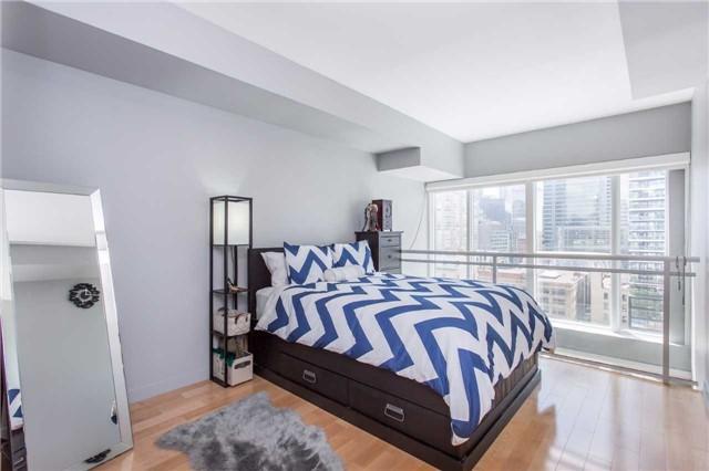 Lph29 - 21 Nelson St, Condo with 1 bedrooms, 1 bathrooms and 1 parking in Toronto ON | Image 9
