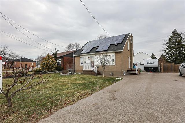 3080 Dorchester Road, House detached with 4 bedrooms, 1 bathrooms and 8 parking in Niagara Falls ON | Image 1