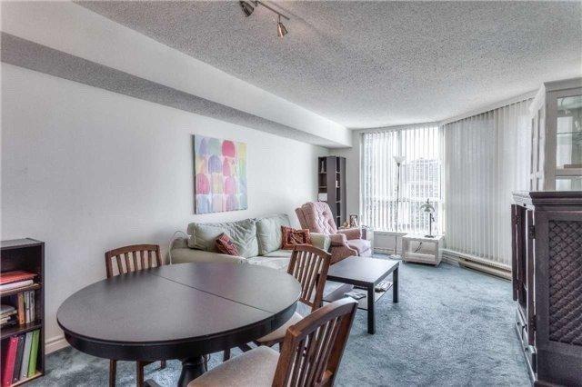 1412 - 38 Elm St, Condo with 1 bedrooms, 1 bathrooms and null parking in Toronto ON | Image 2