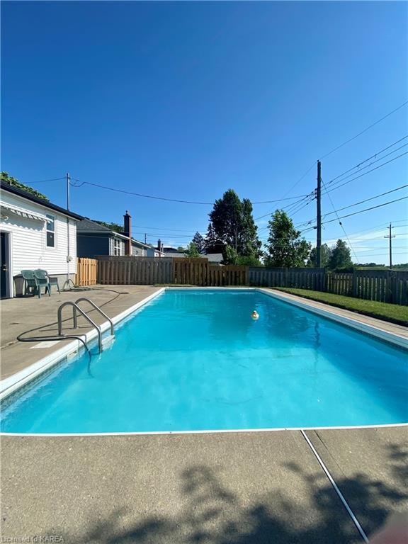 52 Brant Avenue, House detached with 4 bedrooms, 2 bathrooms and null parking in Kingston ON | Image 20