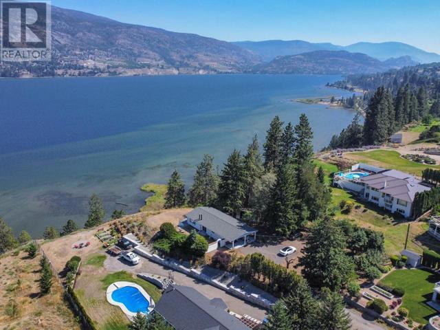 694 Pineview Drive, House detached with 3 bedrooms, 1 bathrooms and 6 parking in Okanagan Similkameen I BC | Image 2
