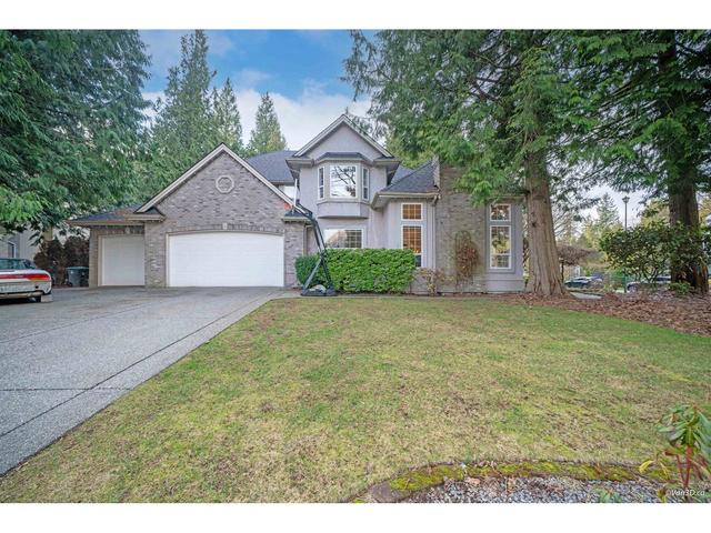 13892 30 Avenue, House detached with 4 bedrooms, 3 bathrooms and 3 parking in Surrey BC | Image 1