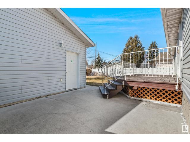 10320 47 St Nw, House detached with 4 bedrooms, 2 bathrooms and 4 parking in Edmonton AB | Image 29