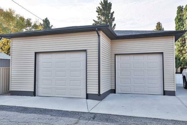 2409 14 Avenue S, House detached with 3 bedrooms, 2 bathrooms and 3 parking in Lethbridge AB | Image 7