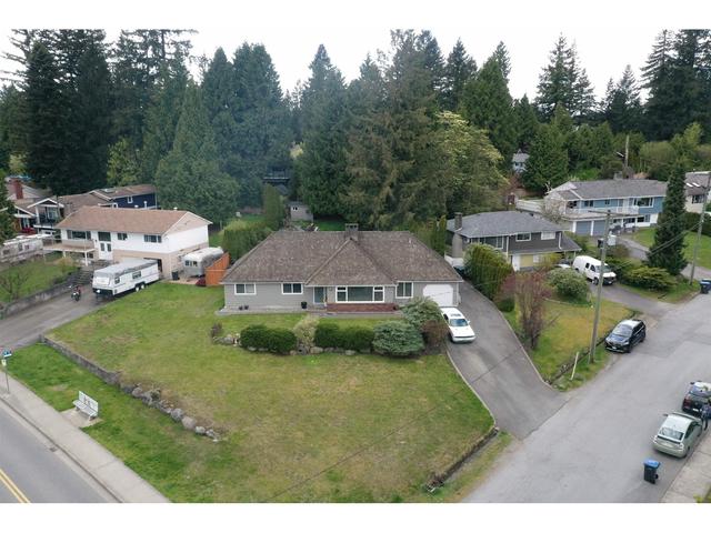 1716 Eastern Drive, House detached with 5 bedrooms, 3 bathrooms and null parking in Port Coquitlam BC | Image 38