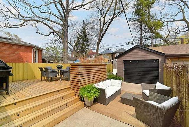 81 Runnymede Rd, House semidetached with 4 bedrooms, 2 bathrooms and 5 parking in Toronto ON | Image 29