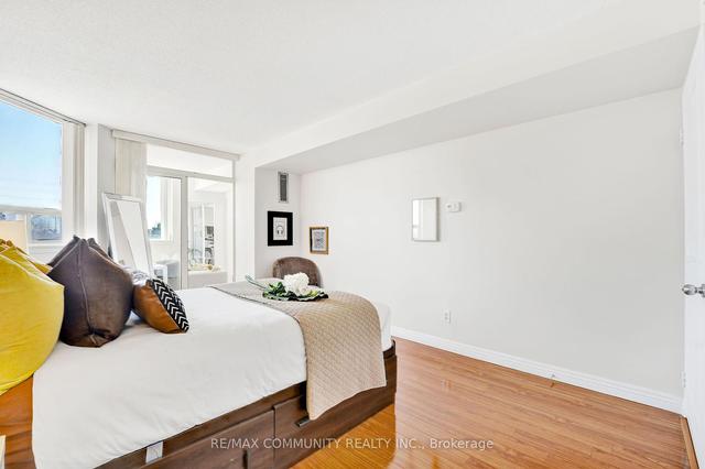 218 - 2466 Eglinton Ave E, Condo with 1 bedrooms, 1 bathrooms and 1 parking in Toronto ON | Image 3