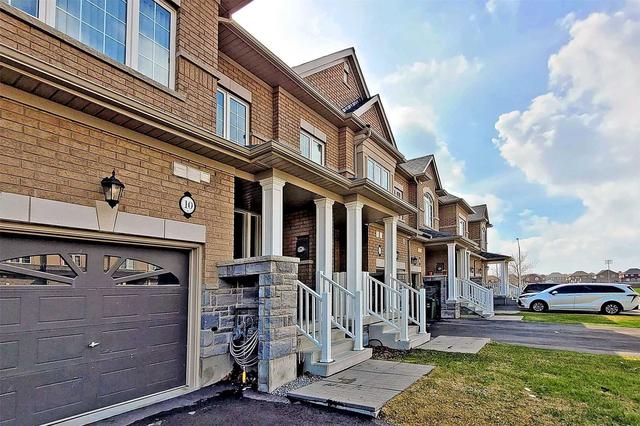 10 Bayonne Dr, House attached with 4 bedrooms, 4 bathrooms and 3 parking in Hamilton ON | Image 12