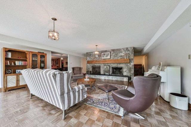 2546 Mindemoya Rd, House detached with 4 bedrooms, 5 bathrooms and 23 parking in Mississauga ON | Image 16