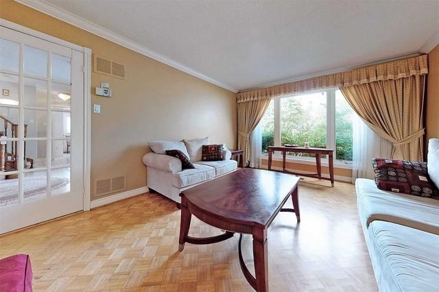 55 Risebrough Ave, House detached with 4 bedrooms, 4 bathrooms and 6 parking in Toronto ON | Image 23