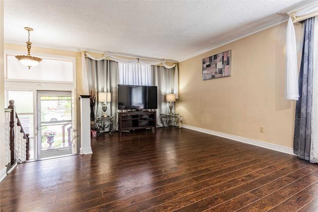 2 Judhaven Rd, House detached with 3 bedrooms, 2 bathrooms and 2 parking in Toronto ON | Image 19
