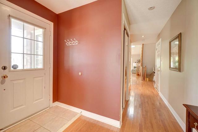 28 - 223 Rebecca St, Townhouse with 2 bedrooms, 4 bathrooms and 2 parking in Oakville ON | Image 34
