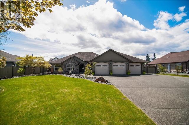 2175 Forest Grove Dr, House detached with 4 bedrooms, 2 bathrooms and 3 parking in Campbell River BC | Image 53