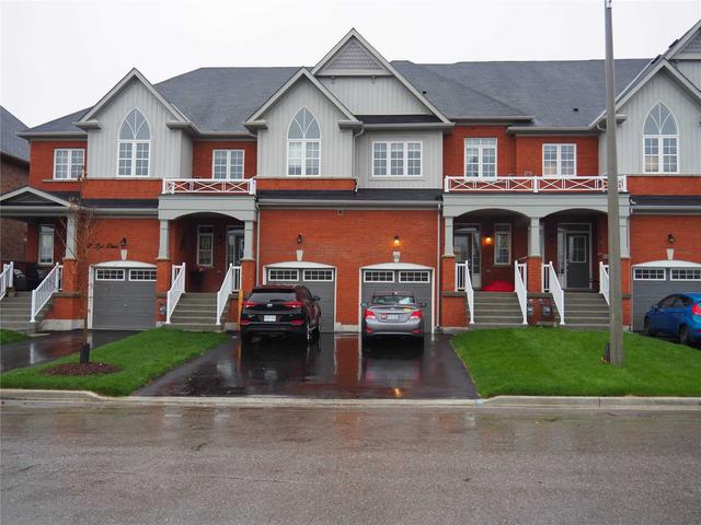 68 Lyle Dr, House attached with 3 bedrooms, 3 bathrooms and 2 parking in Clarington ON | Image 1