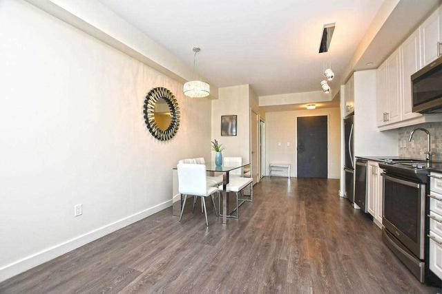 401 - 210 Sabina Dr, Condo with 1 bedrooms, 1 bathrooms and 1 parking in Oakville ON | Image 9