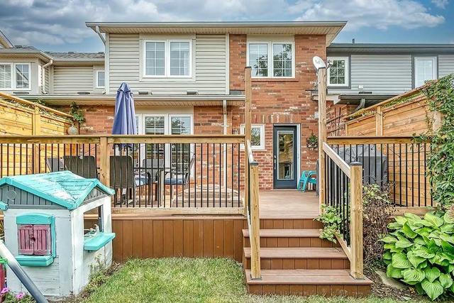 2442 Wooden Hill Circ, House attached with 3 bedrooms, 3 bathrooms and 2 parking in Oakville ON | Image 25