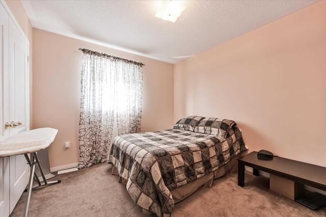 20 Lindcrest Manr, House detached with 3 bedrooms, 3 bathrooms and 1 parking in Markham ON | Image 16
