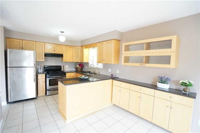708 Butternut Ave, House detached with 3 bedrooms, 4 bathrooms and 1 parking in Waterloo ON | Image 5
