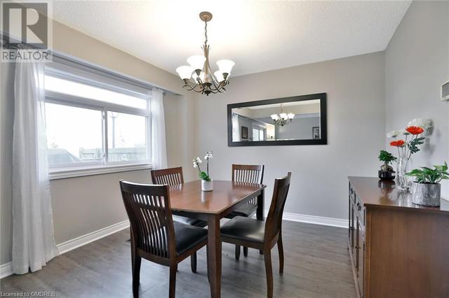 13 - 1550 Grosvenor Street, House semidetached with 3 bedrooms, 1 bathrooms and 2 parking in Oakville ON | Image 11