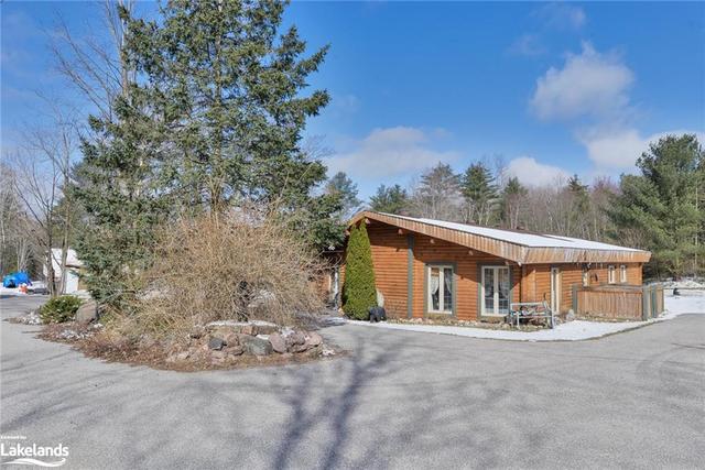 1515 Hwy 11 South, House detached with 4 bedrooms, 4 bathrooms and 10 parking in Gravenhurst ON | Image 20