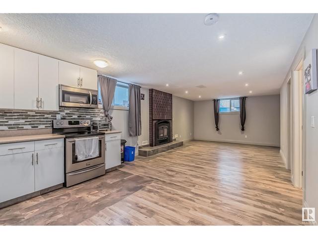 3240 151 Av Nw, House detached with 5 bedrooms, 3 bathrooms and null parking in Edmonton AB | Image 27