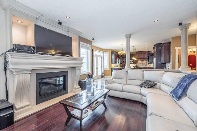 85 Paige St, House detached with 4 bedrooms, 5 bathrooms and 4 parking in Kitchener ON | Image 7