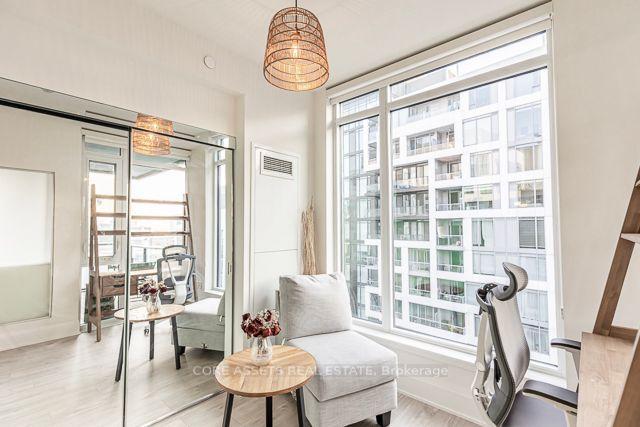 1514 - 576 Front St W, Condo with 3 bedrooms, 2 bathrooms and 1 parking in Toronto ON | Image 11