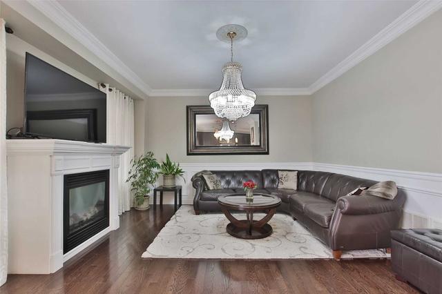397 Thomas Cook Ave, House detached with 5 bedrooms, 4 bathrooms and 5 parking in Vaughan ON | Image 5