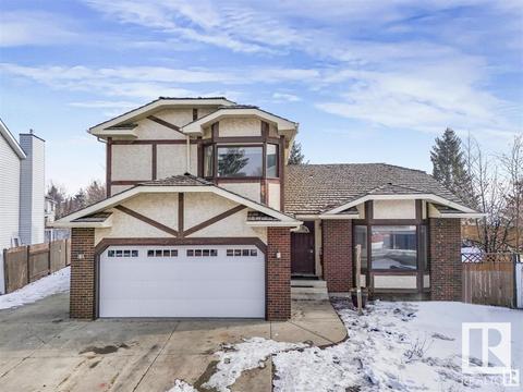 4457 32a St Nw, House detached with 5 bedrooms, 3 bathrooms and null parking in Edmonton AB | Card Image