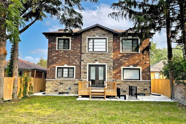 12 Norcross Rd, House detached with 5 bedrooms, 6 bathrooms and 6 parking in Toronto ON | Image 33