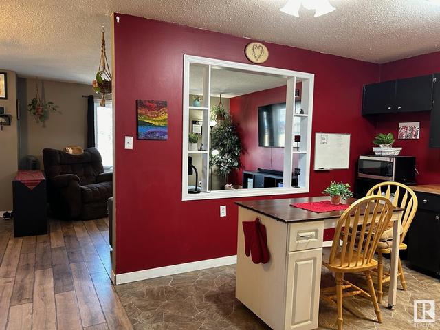 10914 105 Av, House detached with 3 bedrooms, 1 bathrooms and null parking in Westlock AB | Image 15